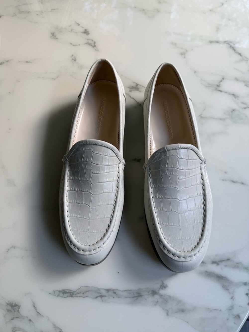 Manolo Blahnik White Croc-Embossed Leather Loafers - Women
